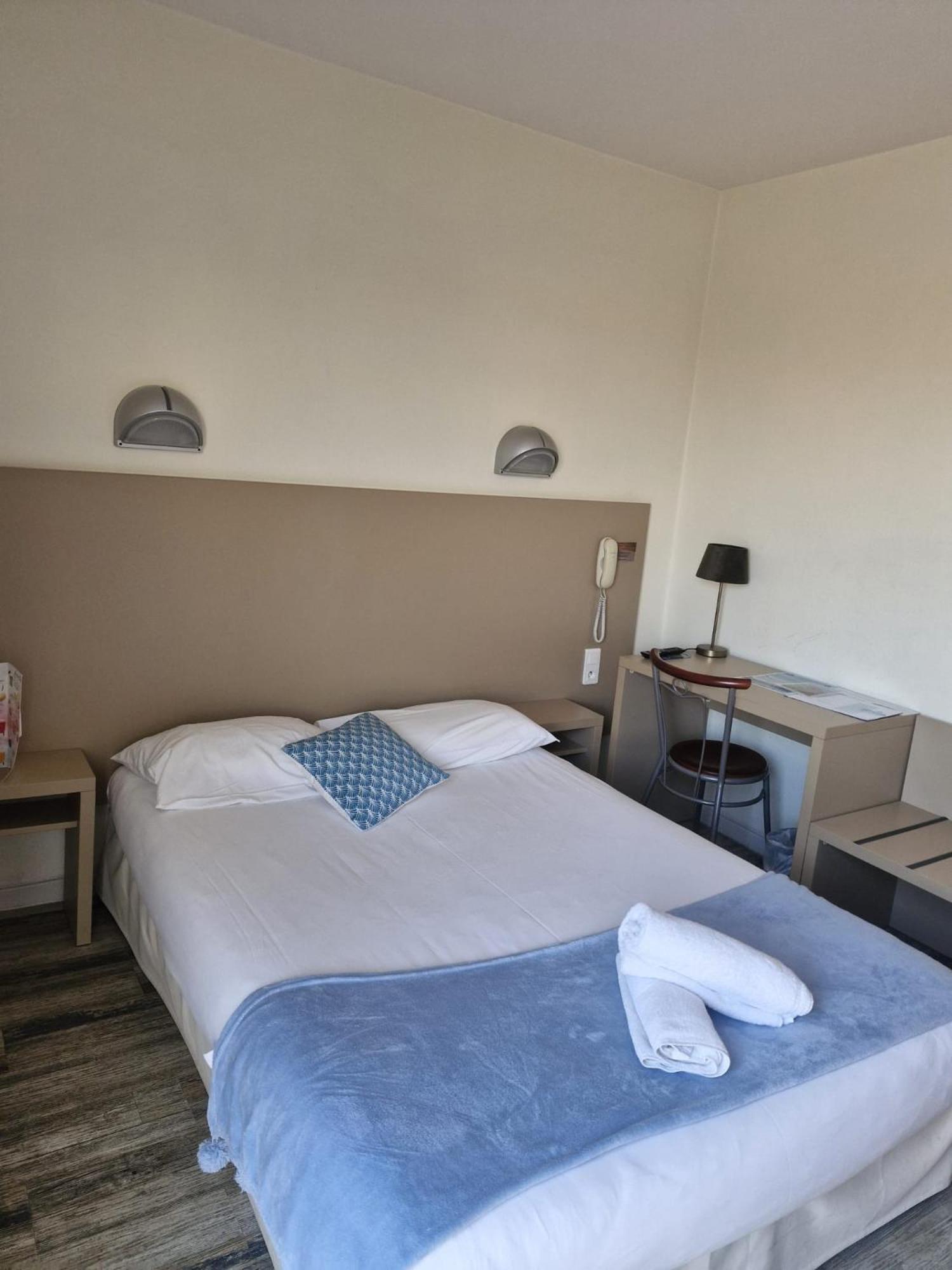 Chambre Quadruple (2 Adultes + 2 Enfants)