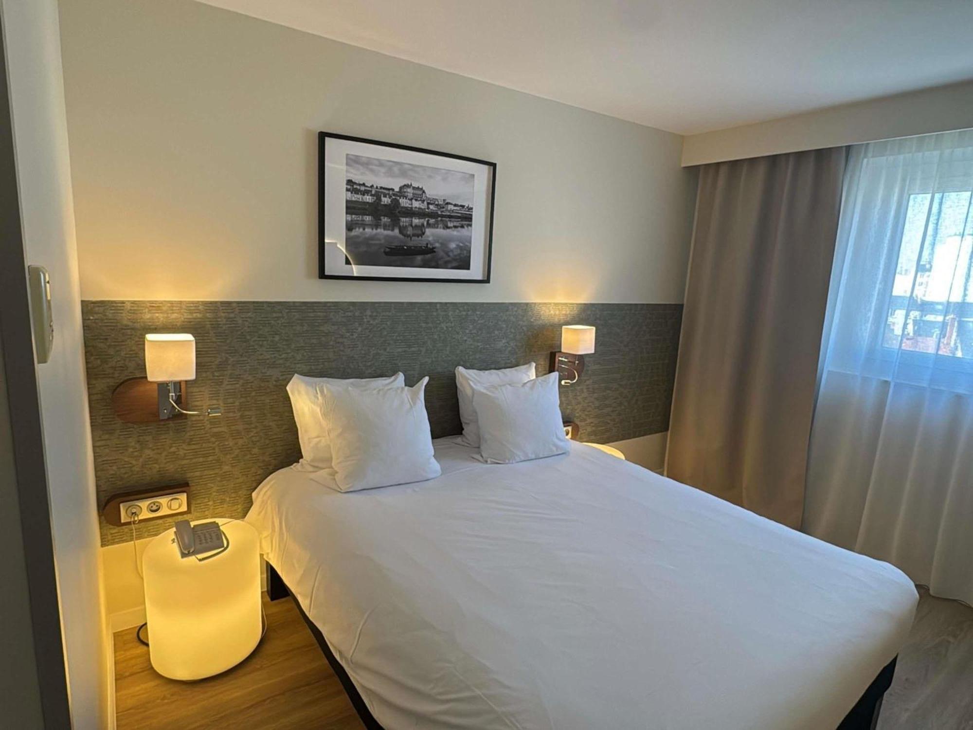 Superior Double Room with King Bed,1758517875:JPEG