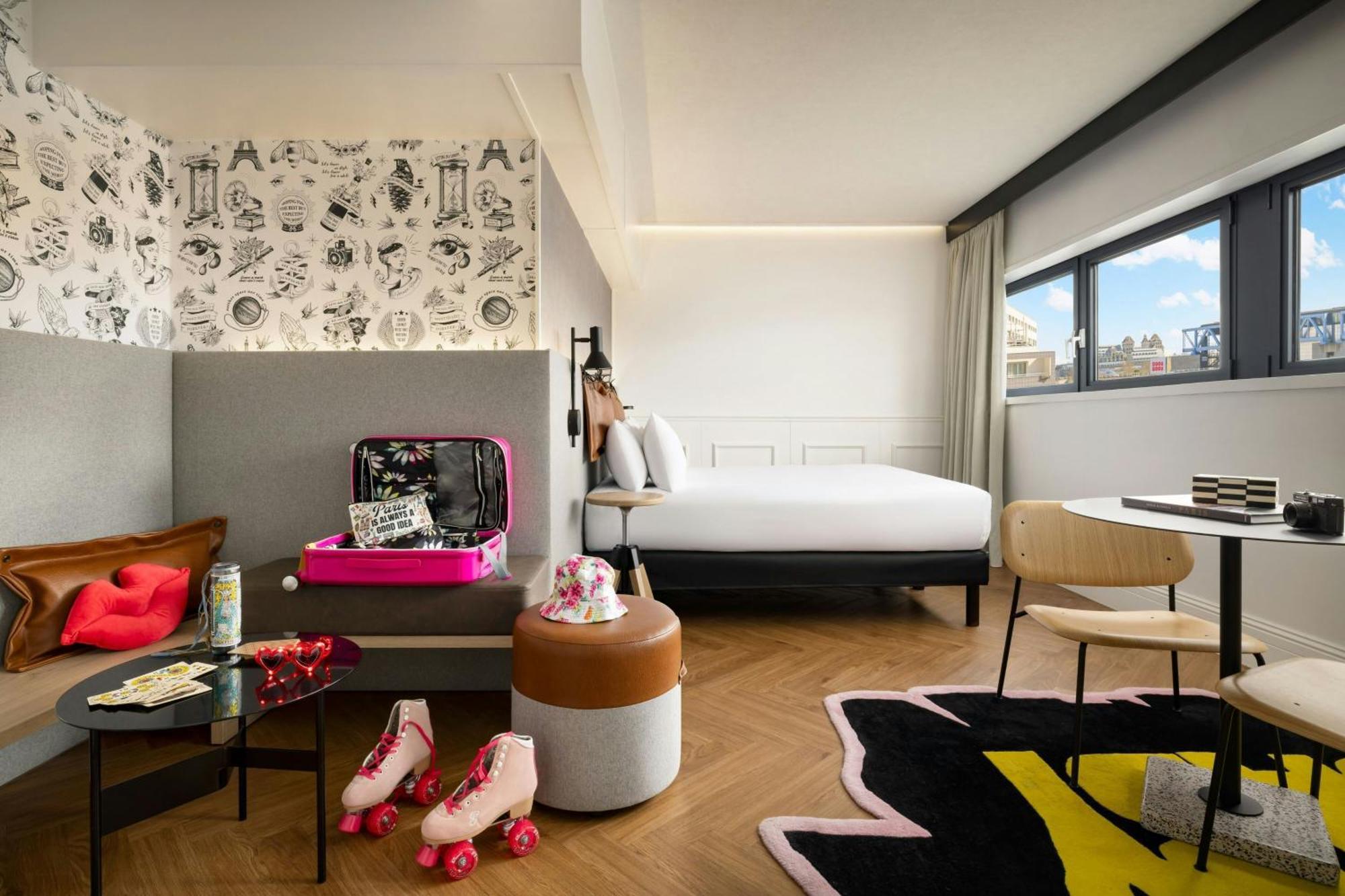 Moxy Family Room