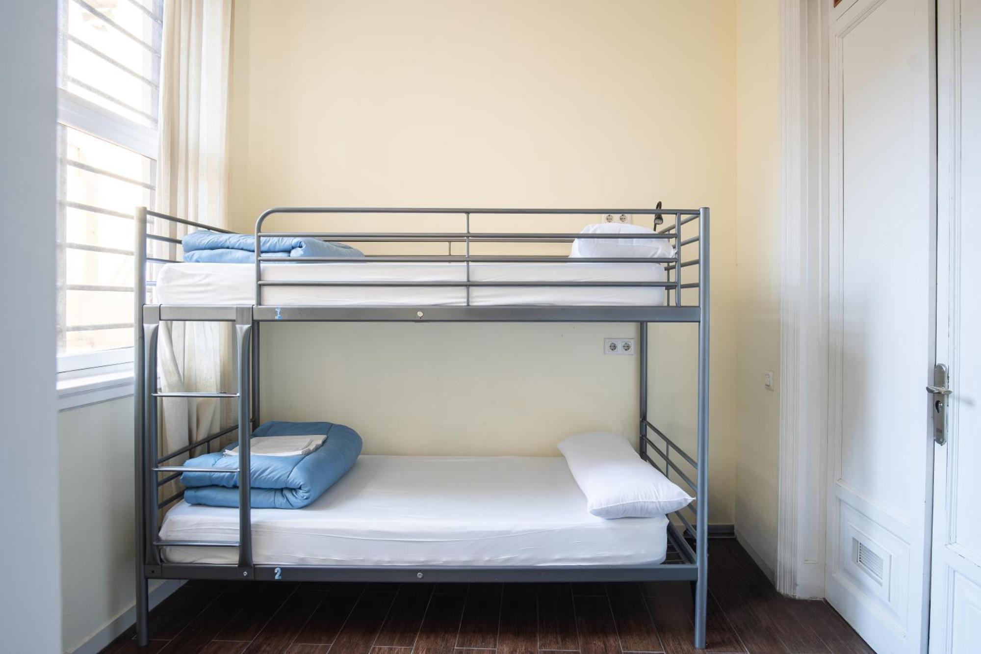 Single Bed 2-Bed Dormitory Room