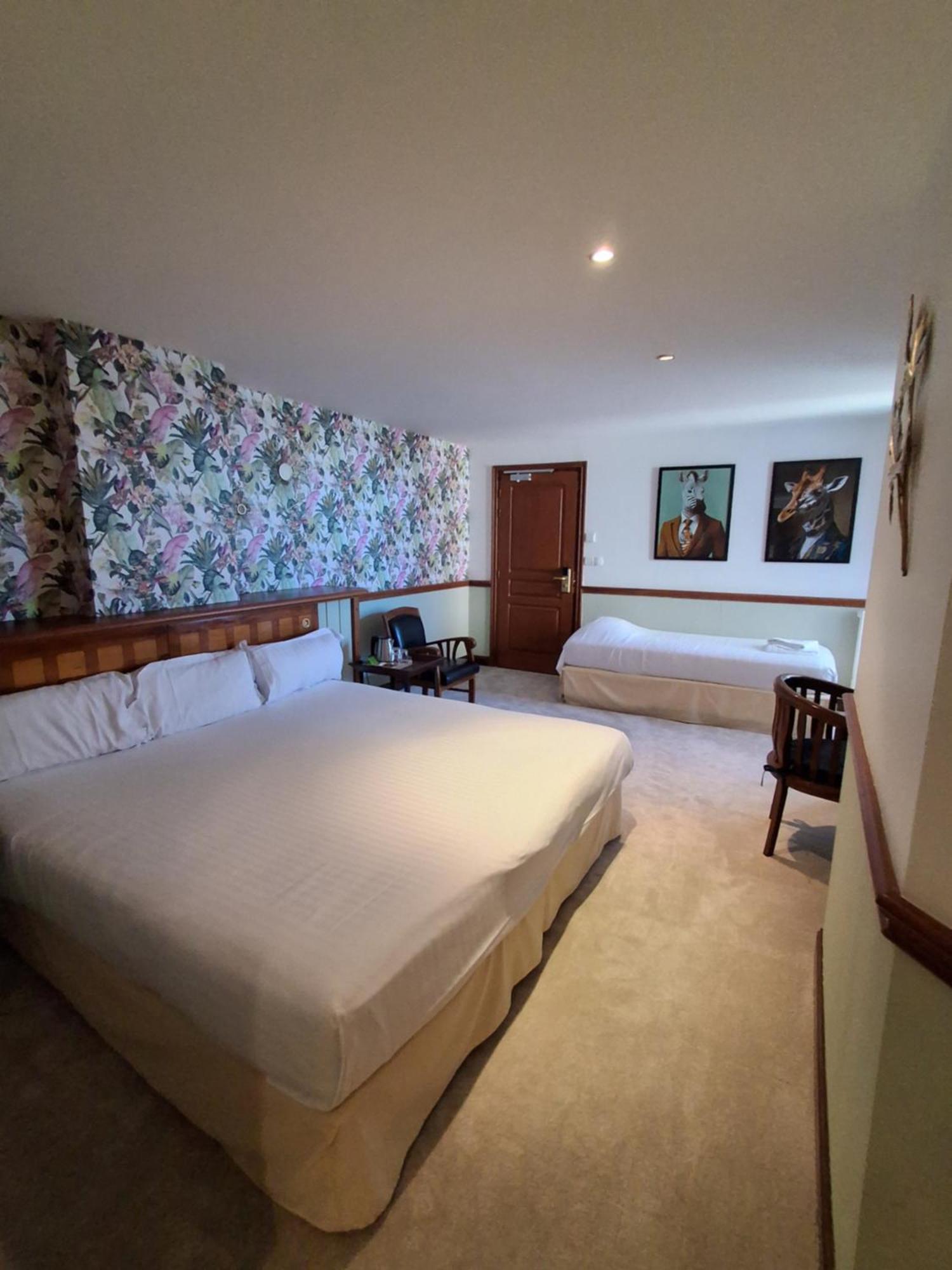 Chambre Triple avec Terrasse