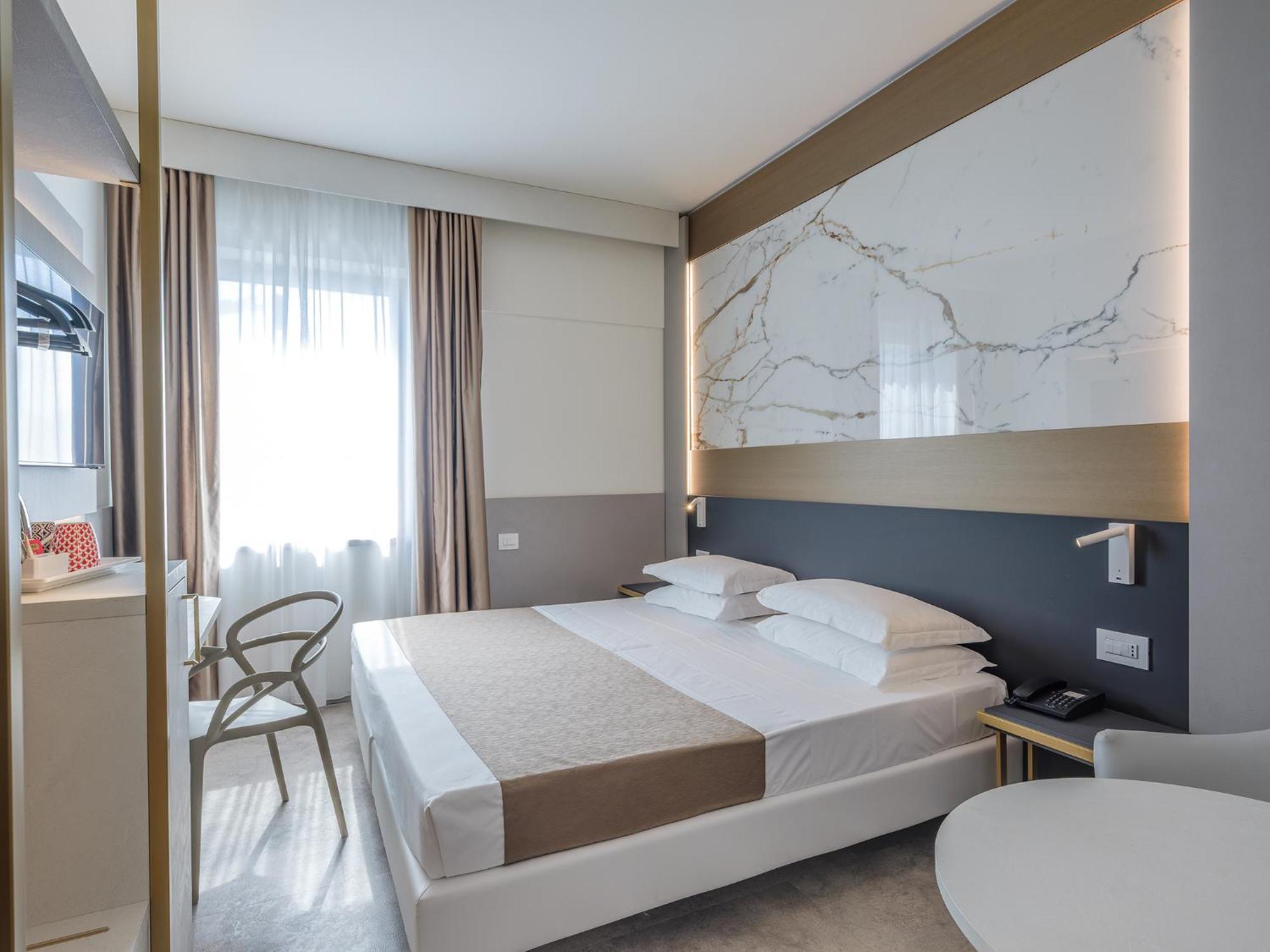 Executive Double or Twin Room,1765574325:JPEG