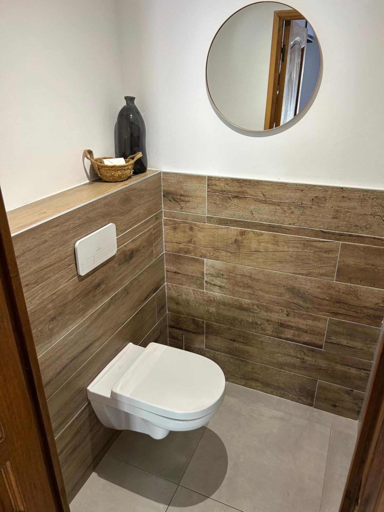 Double Room Private Bathroom
