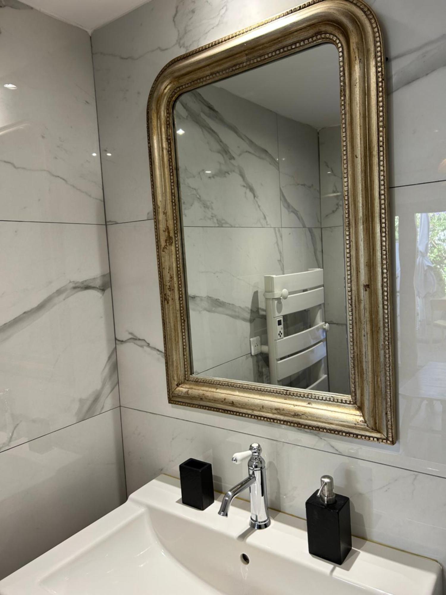 Double Room Private Bathroom