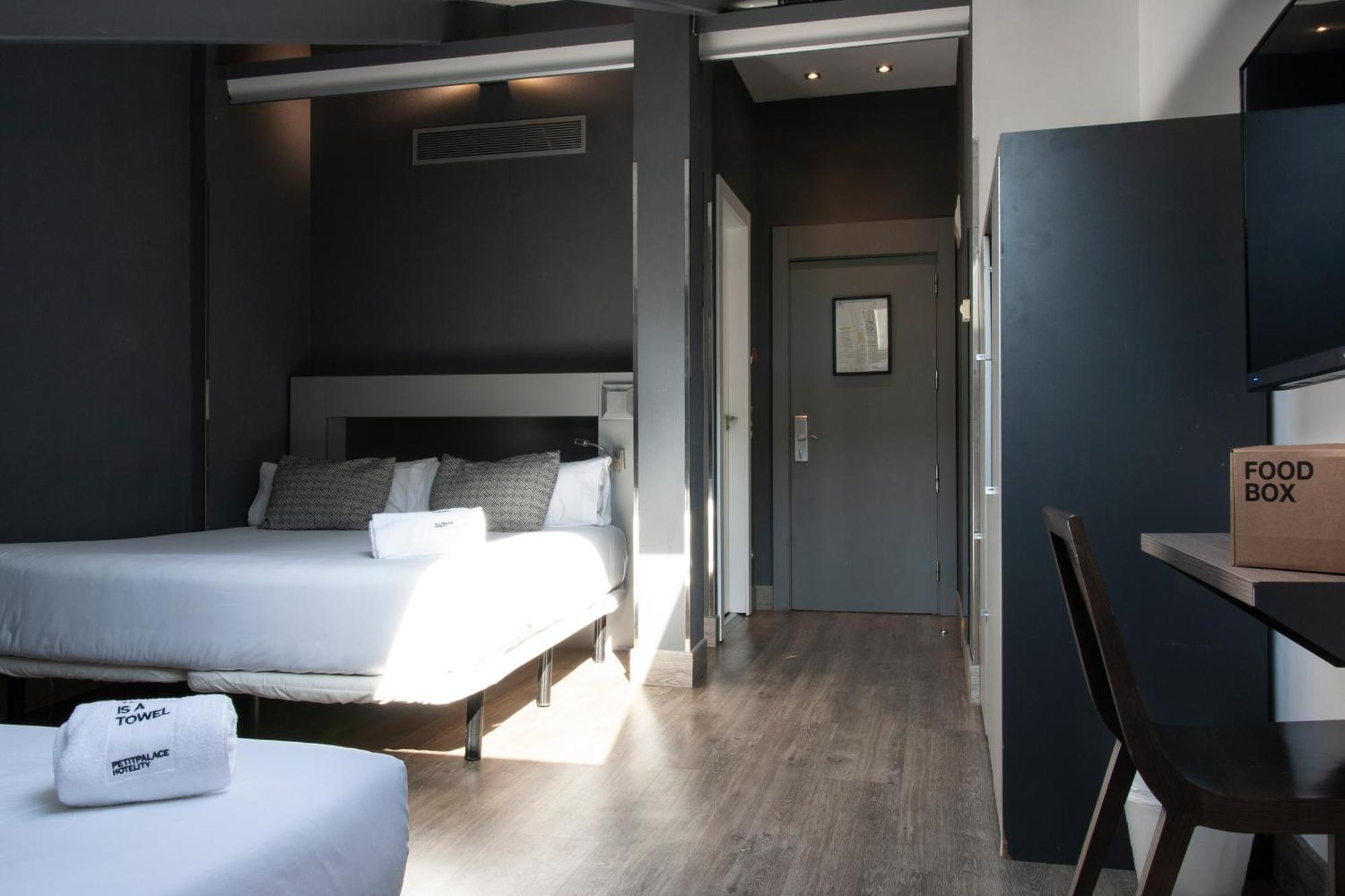 Chambre Triple (3 Adultes)