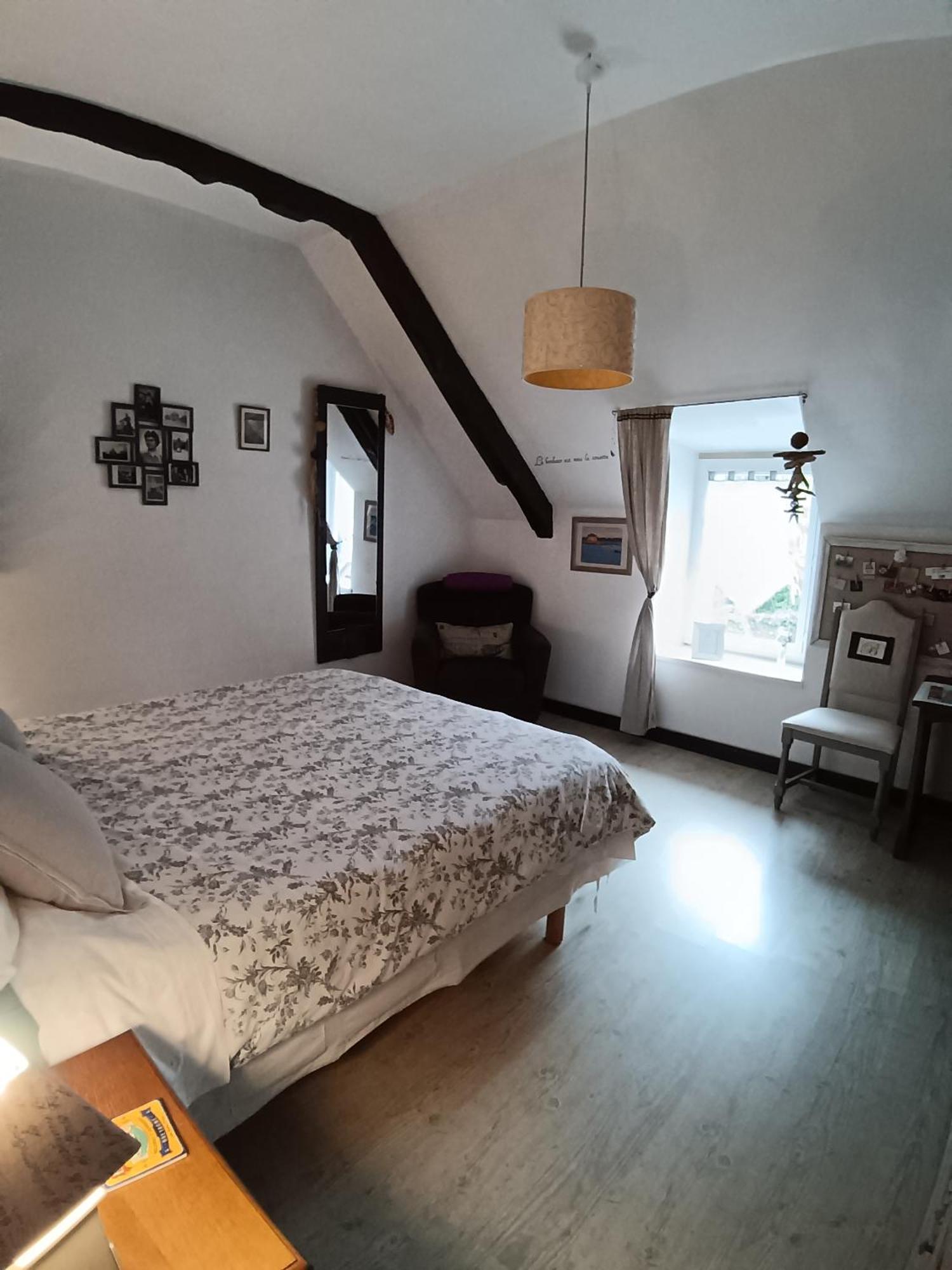 Double Room Private Bathroom