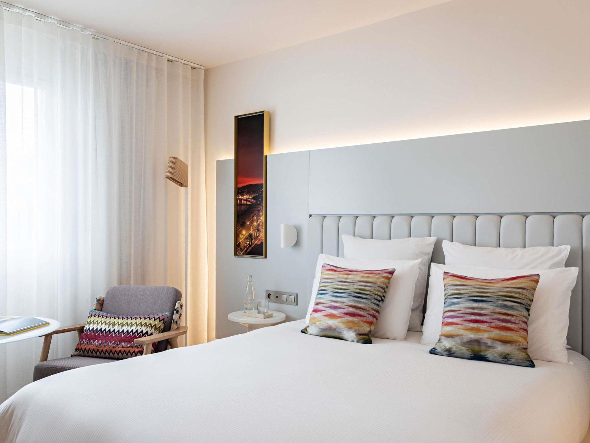 Classic Queen or Twin Room