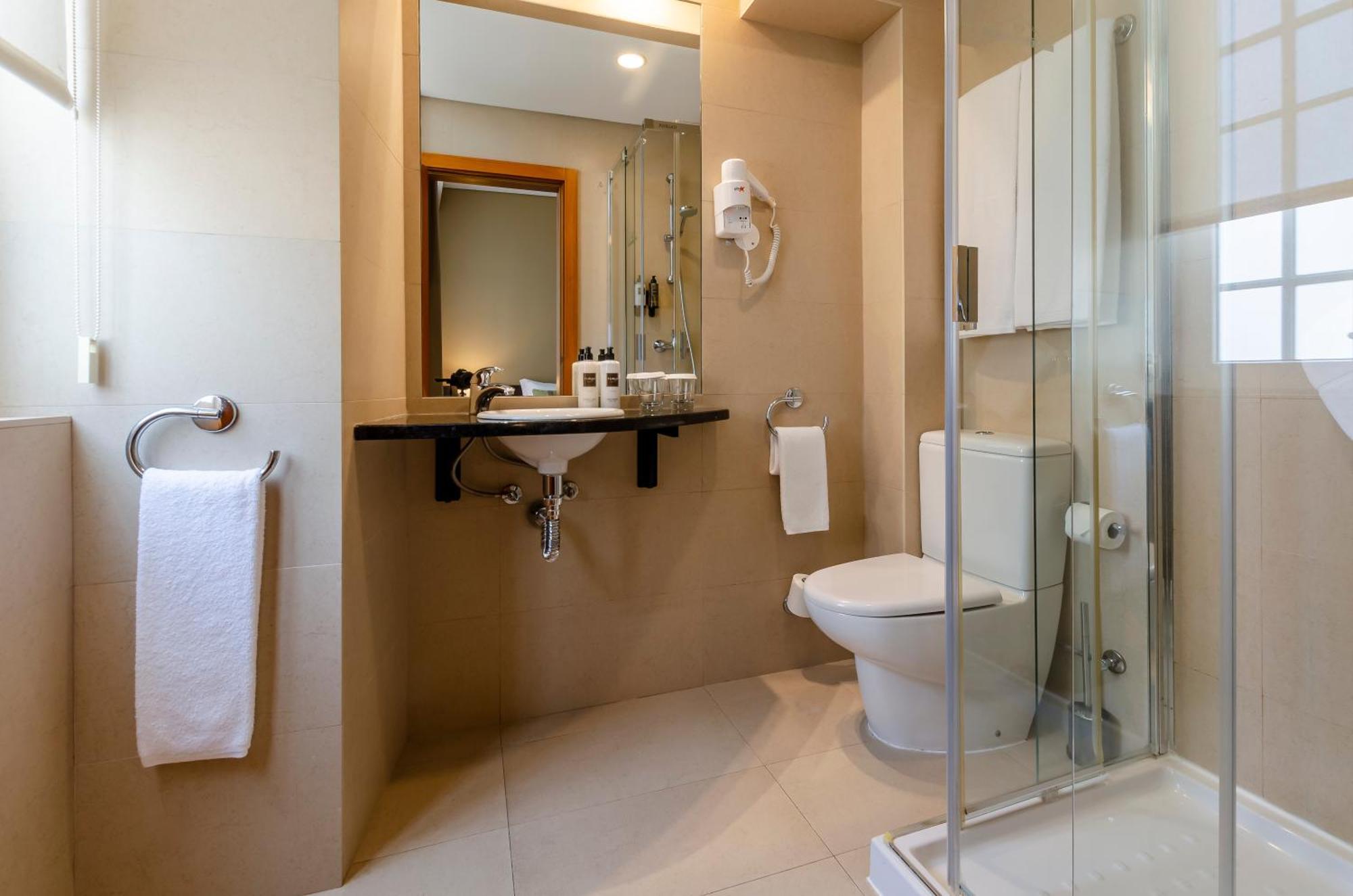Chambre Double – Vue sur Ville