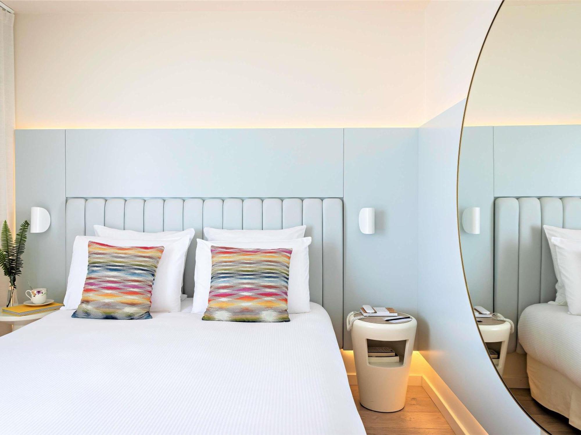 Classic Queen or Twin Room