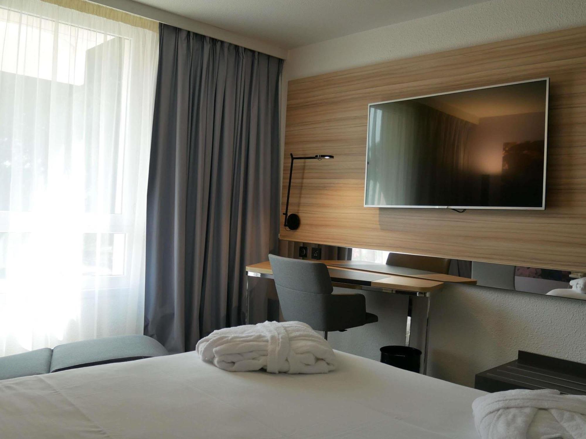 Classic Double Room Sofa Bed,1770861754:JPEG
