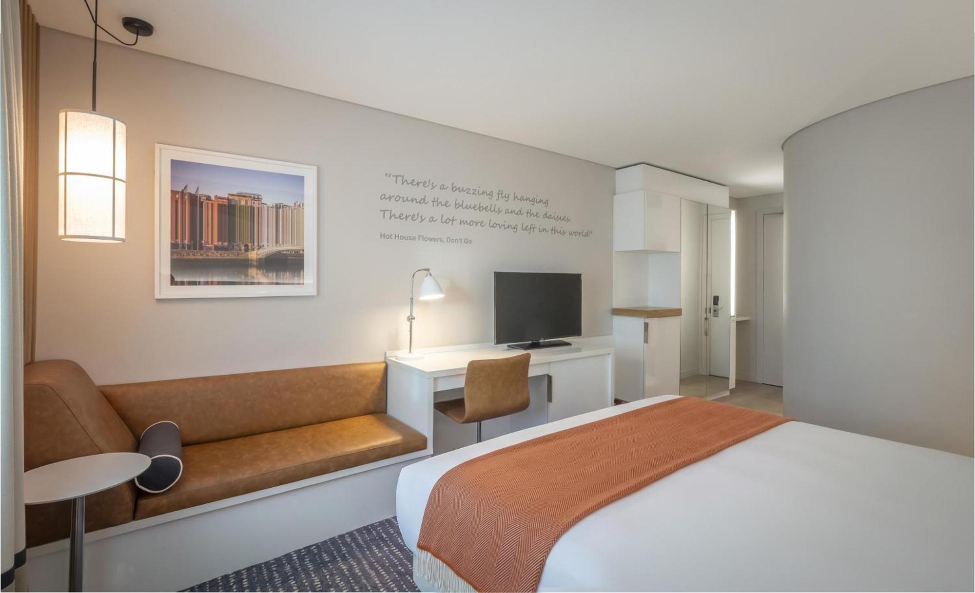 Chambre Lit King-Size - Vue sur Rivière