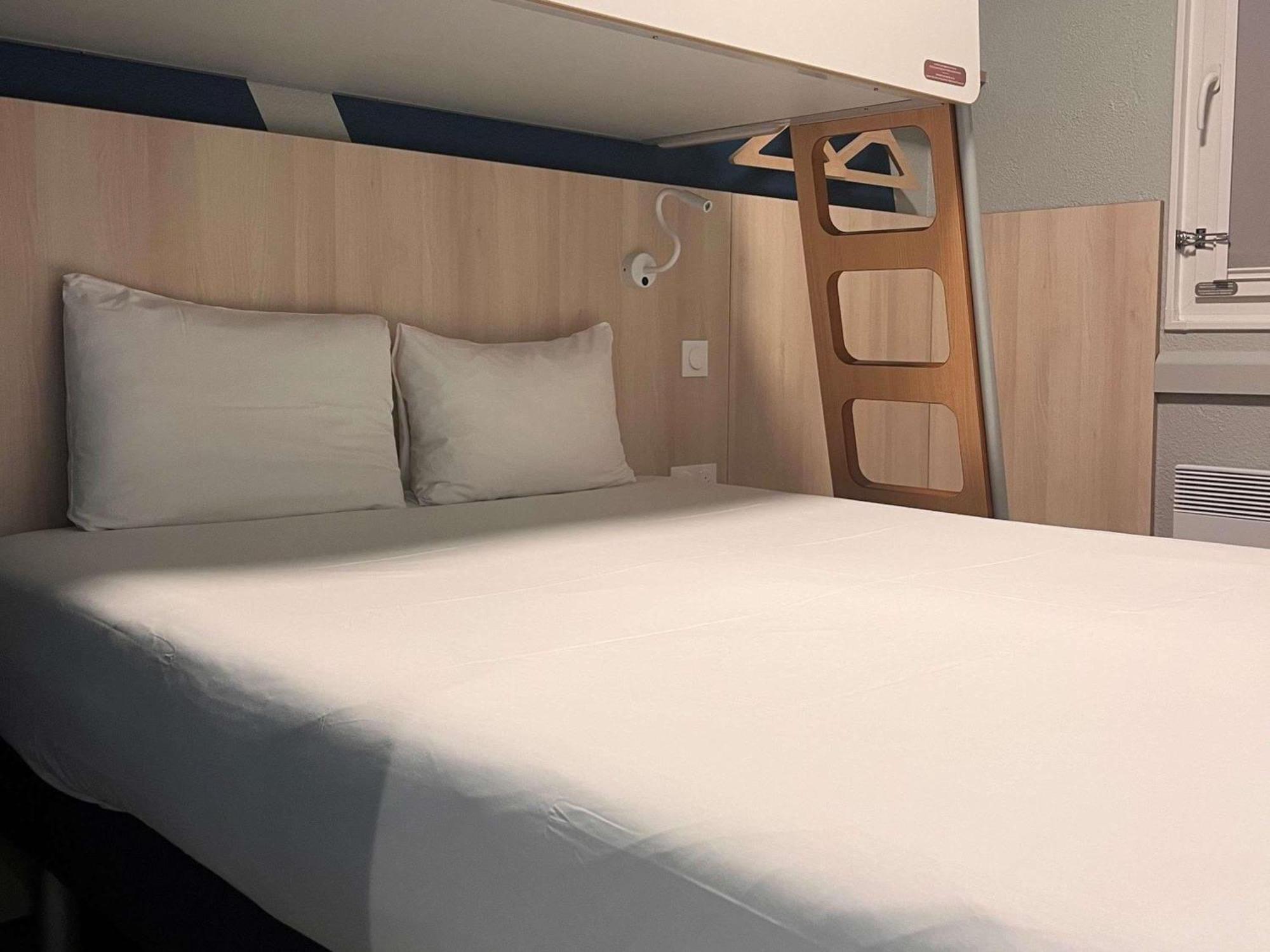 Triple Room One Double Bed One Bunk Bed