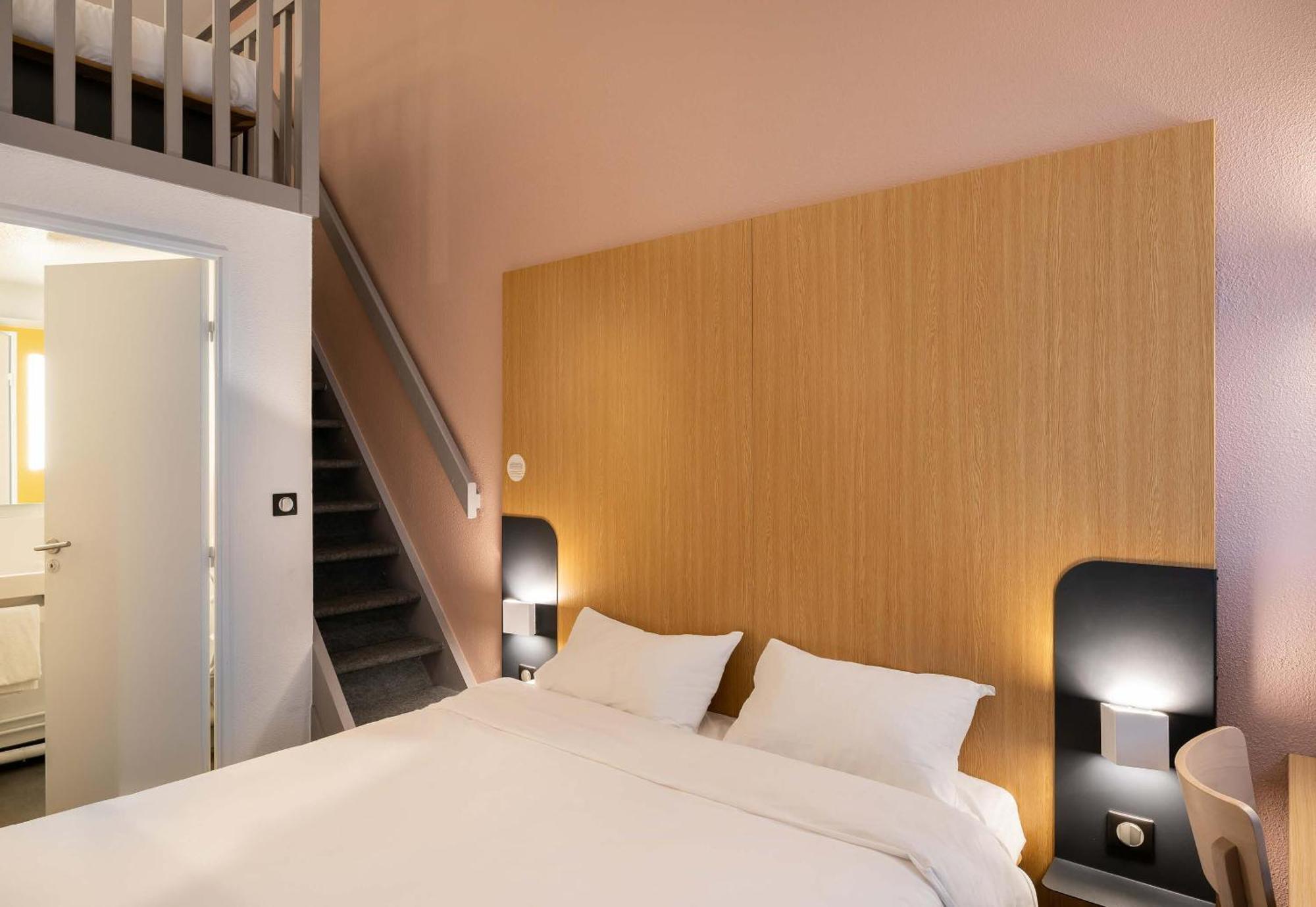 Quadruple Room,1771859647:JPEG