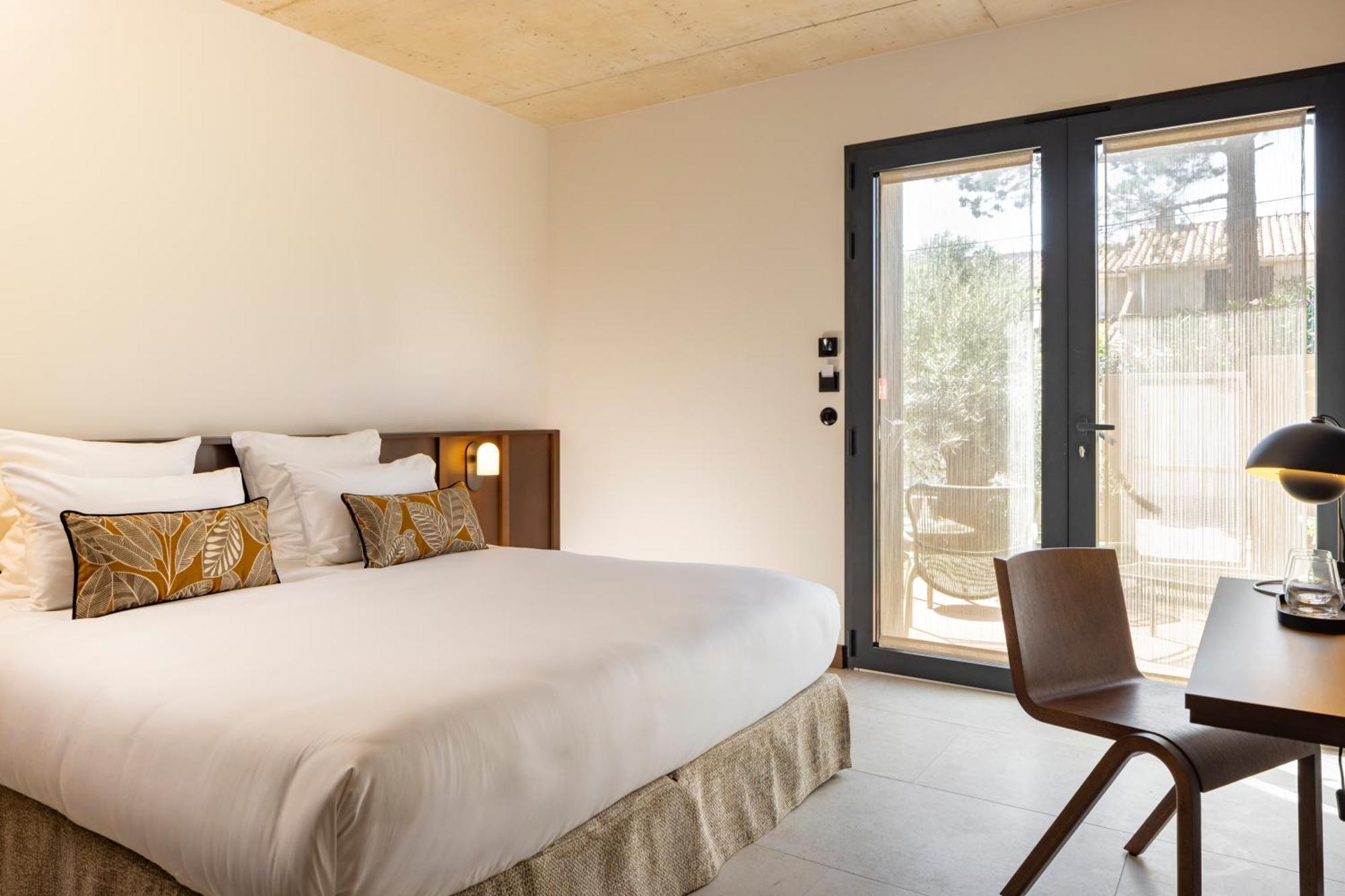 Deluxe Double Room Private Garden