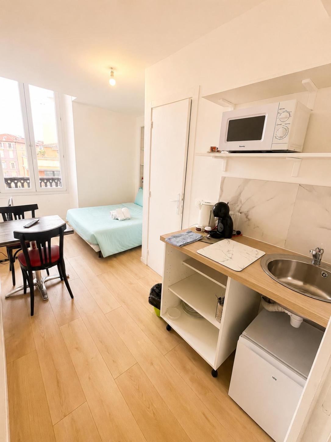 Studio Apartment