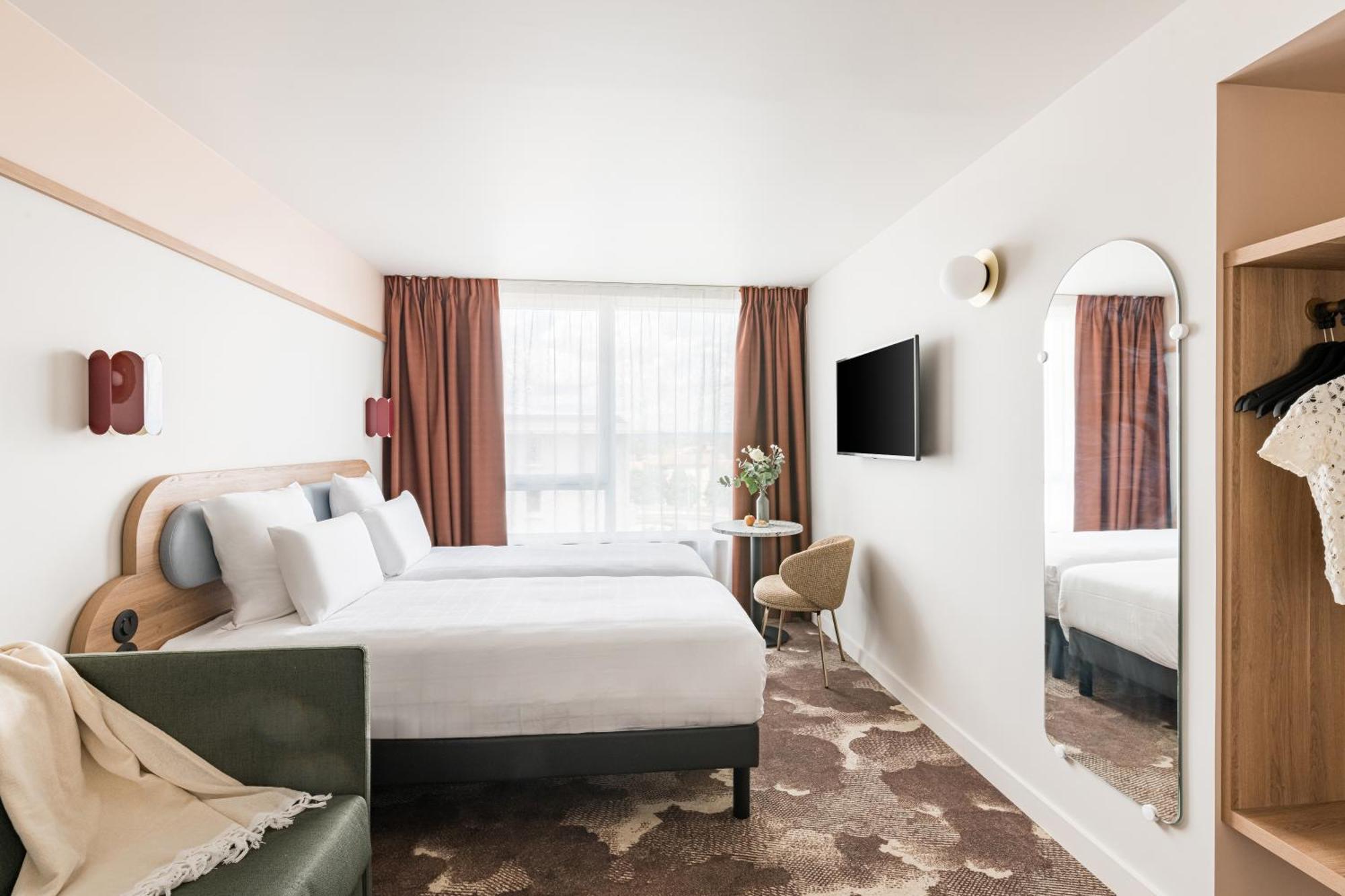 Superior Queen Room One Queen Bed One Sofa Bed