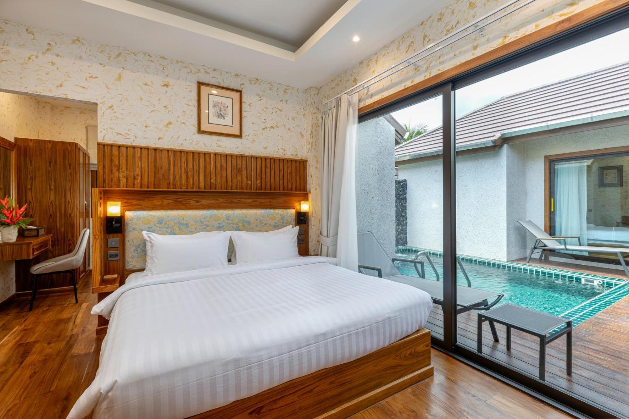 Pool Villa Two Bedroom 2 Way Airport Transfer
