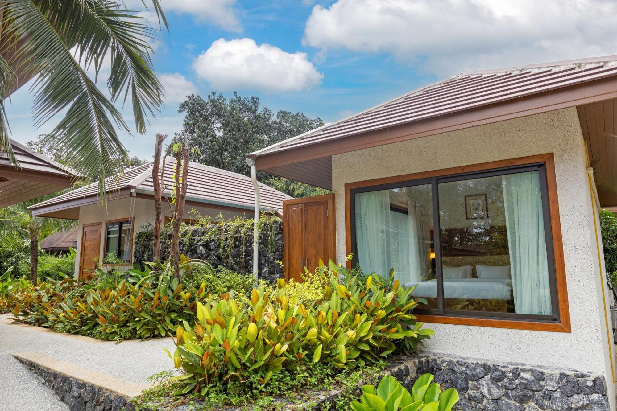 Pool Villa Two Bedroom 2 Way Airport Transfer