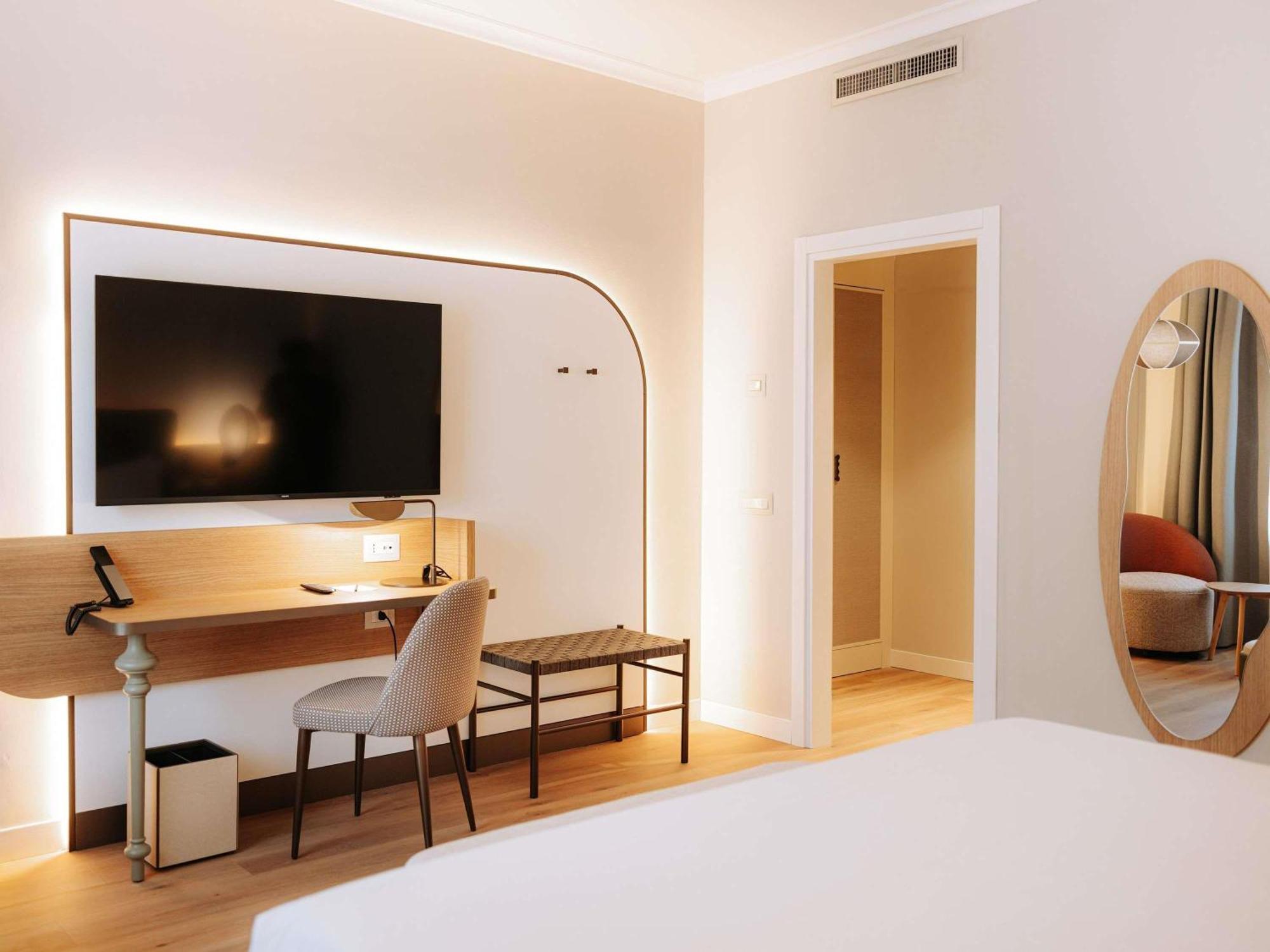 Privilege Room