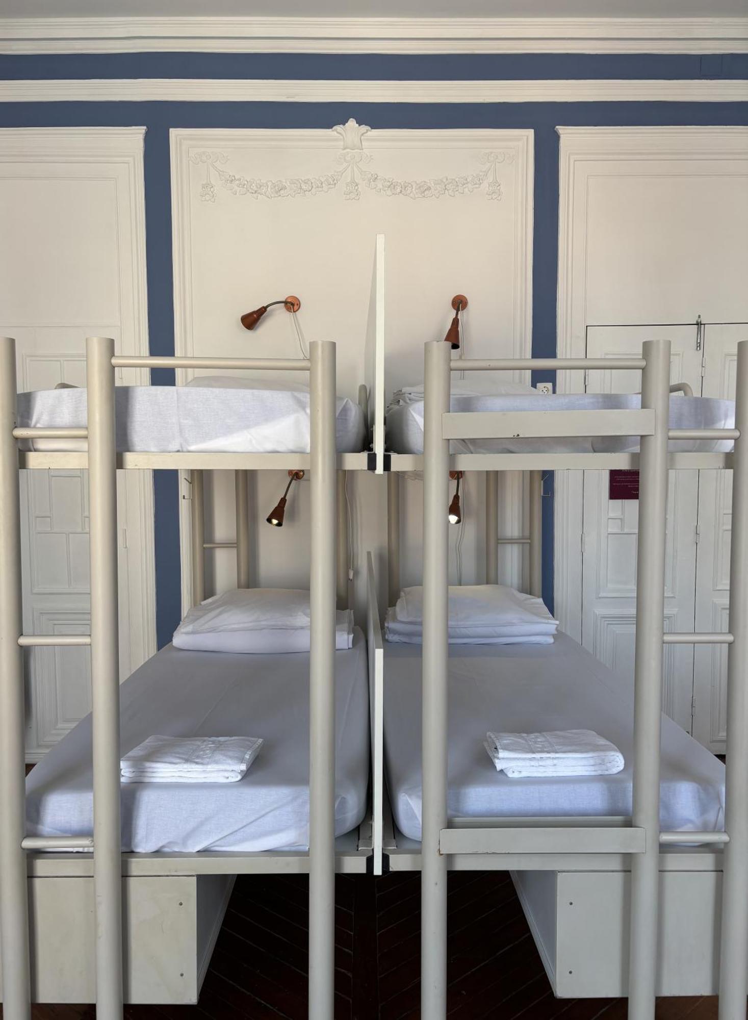 Bed 10-Bed Mixed Dormitory Room