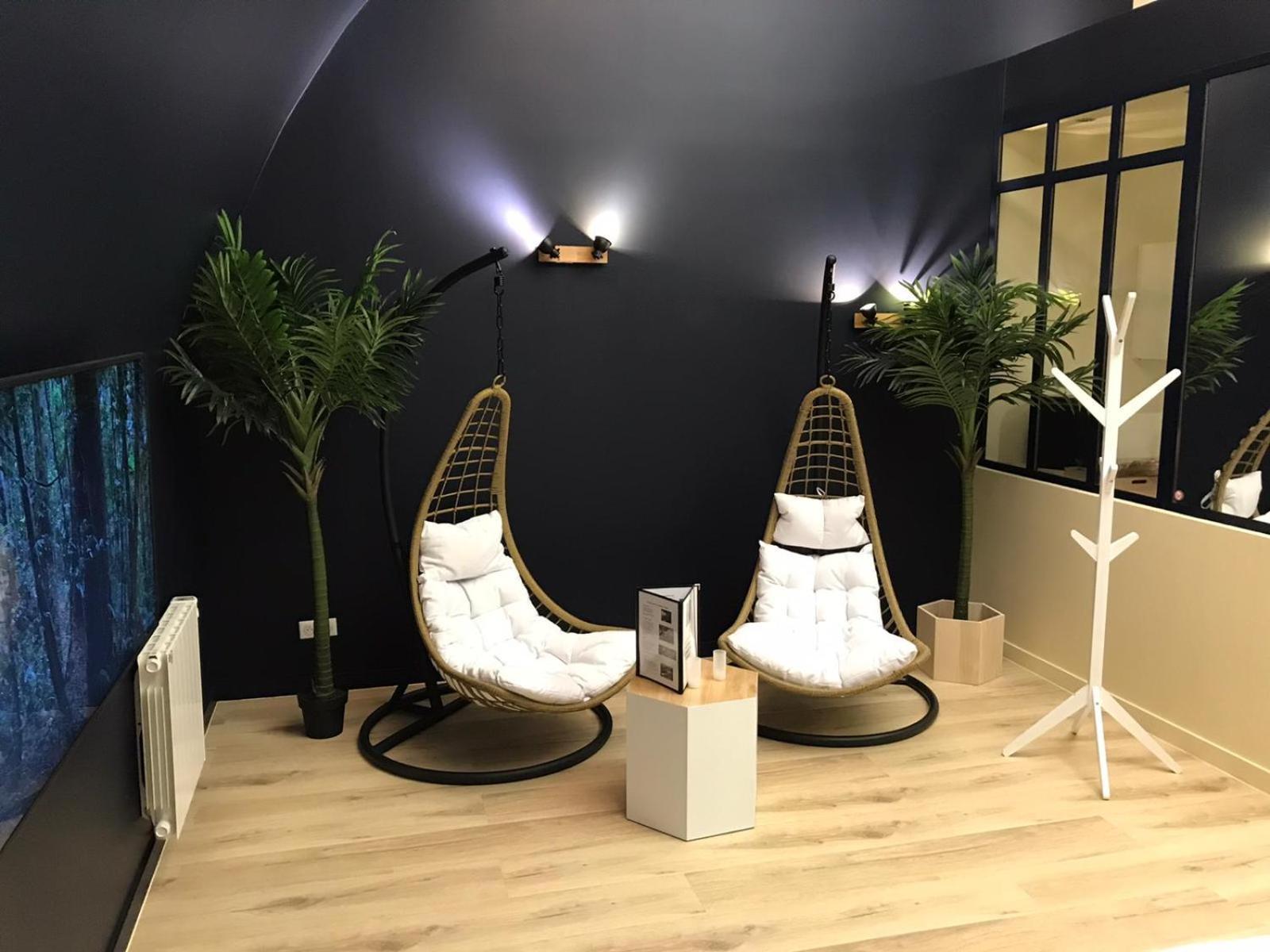 Deluxe King Studio