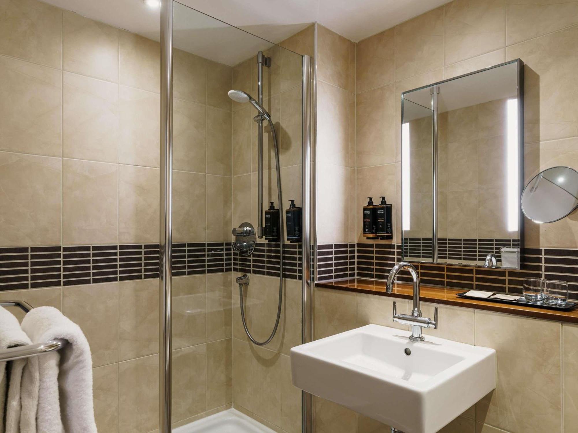 Privilege Room