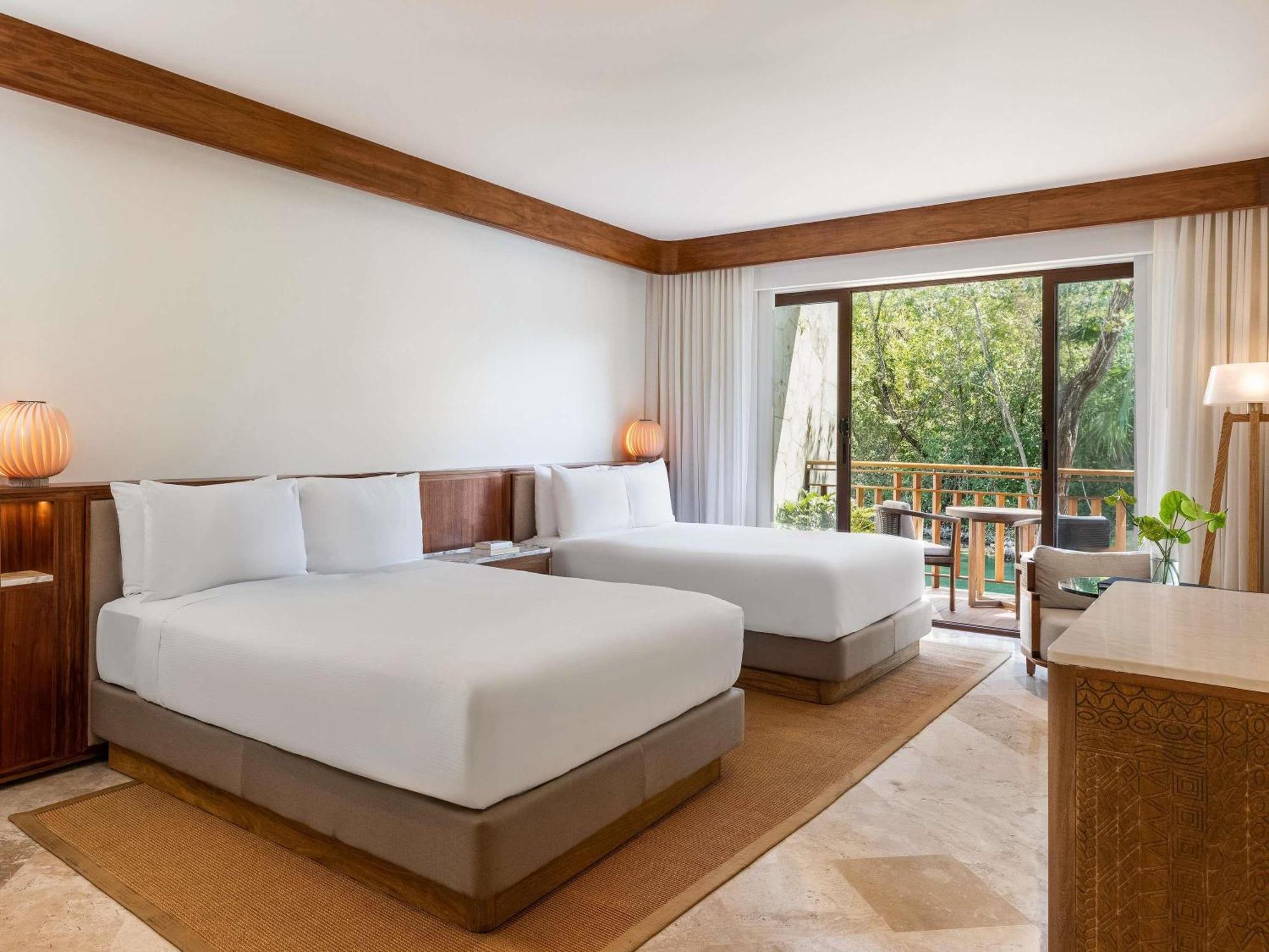 Fairmont Queen Room Two Queen Beds Bath Tub Panoramic Resort View