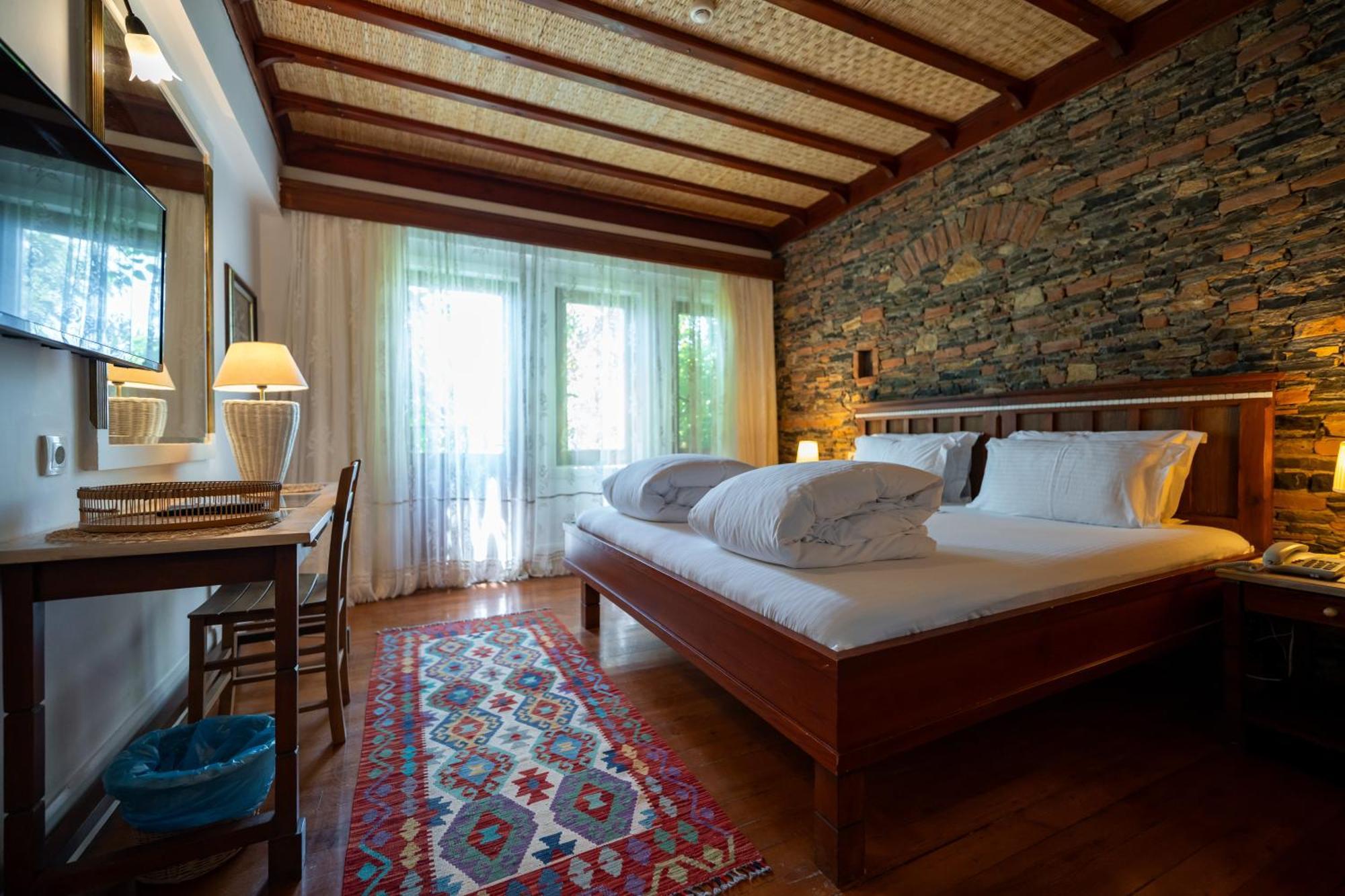 Suite French Balcony