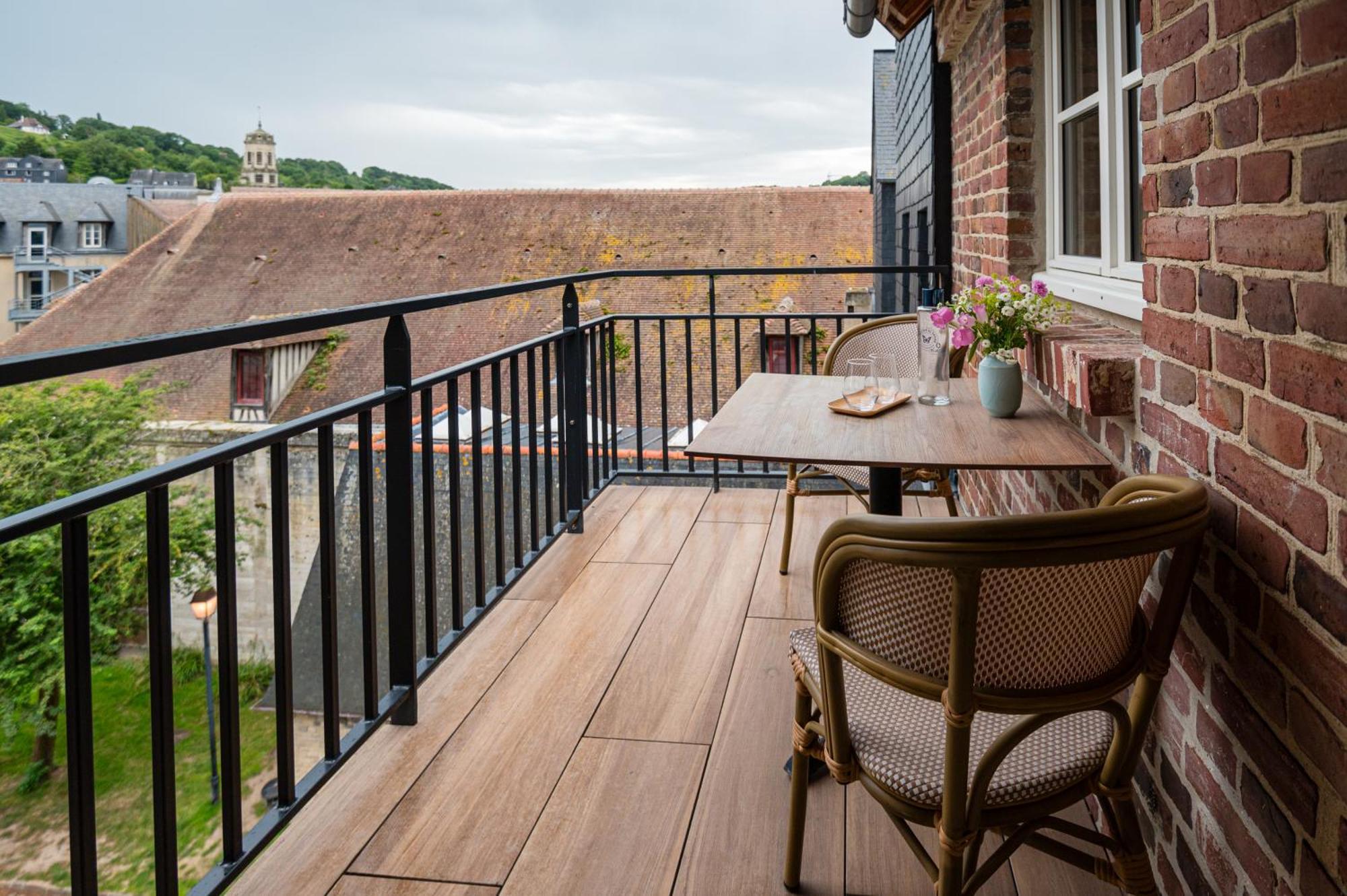 Junior Suite Balcony