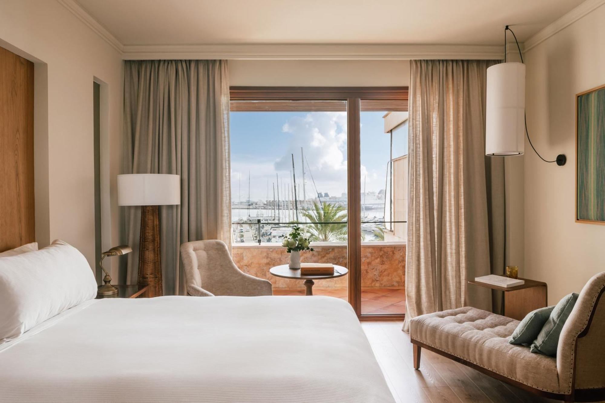 Supreme Room Sea Cathedral View