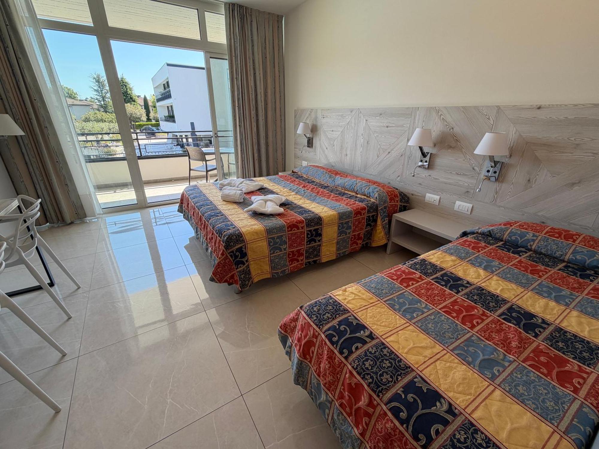 Comfort Triple Room