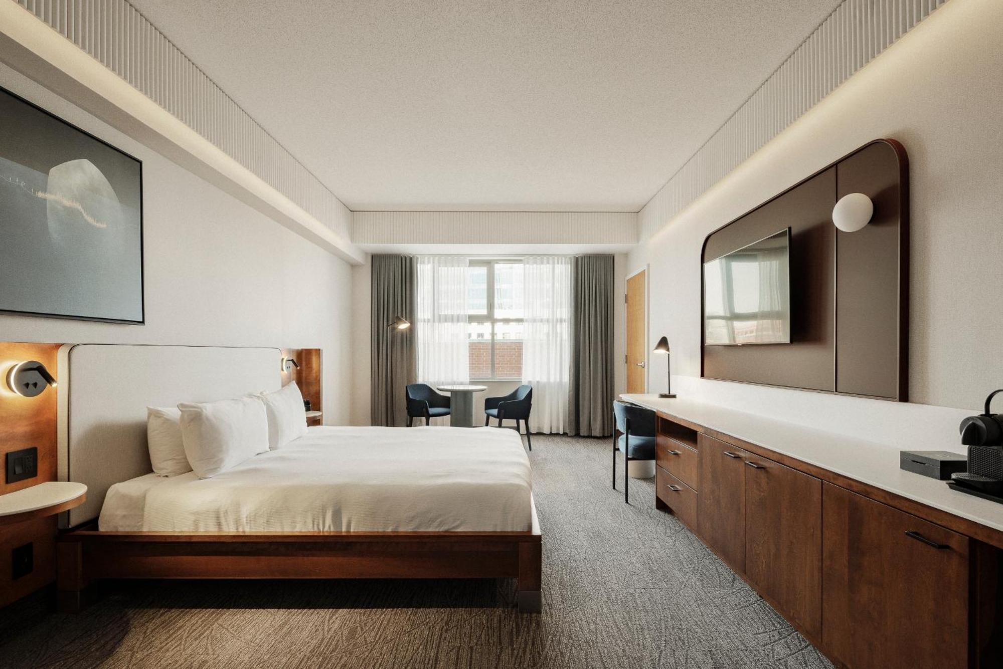 Superior King Room