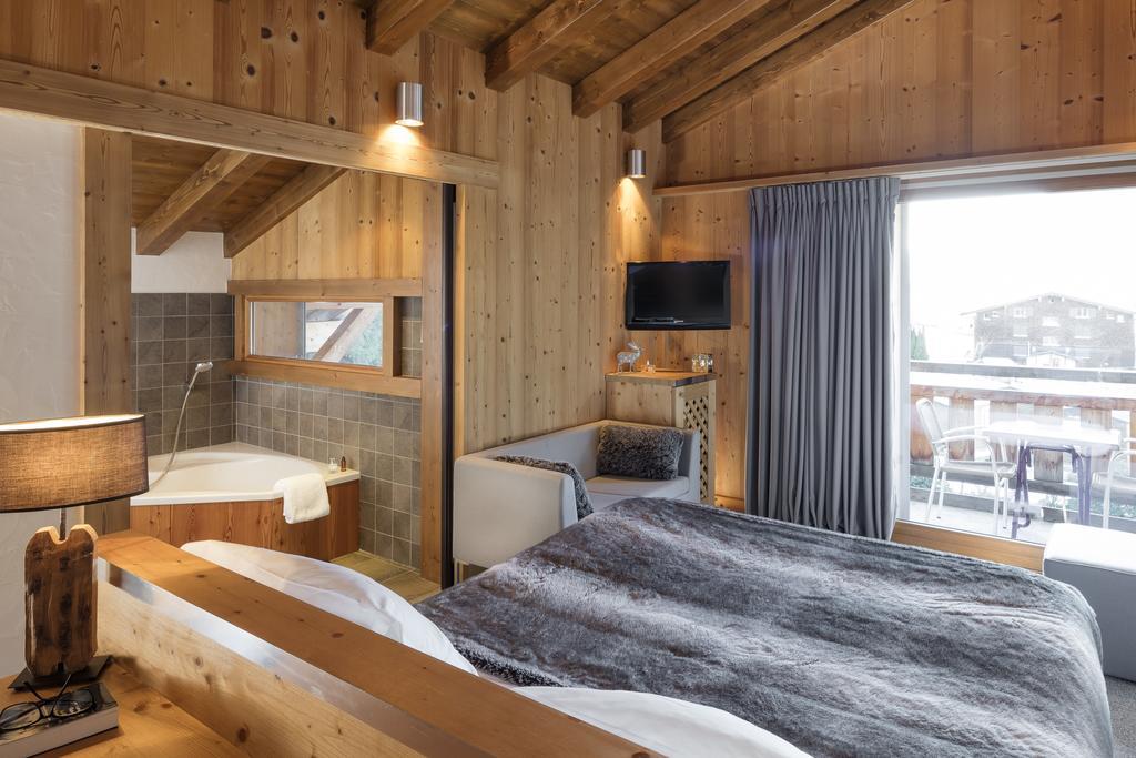 Suite Lit King-Size avec Balcon