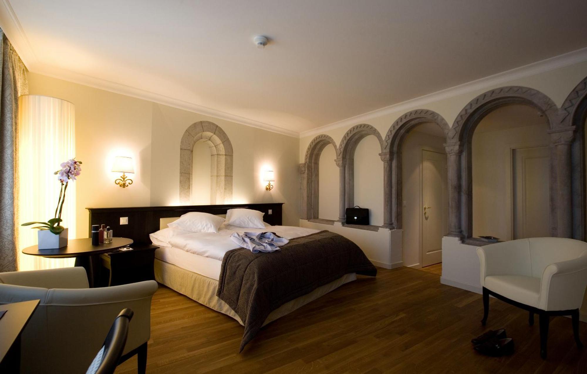 Triple Room,578323440:JPEG
