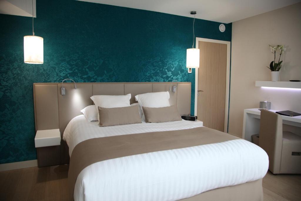Chambre Lit Queen-Size Deluxe