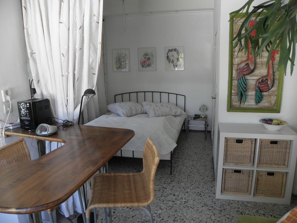 Studio avec Terrasse (2 Adultes)