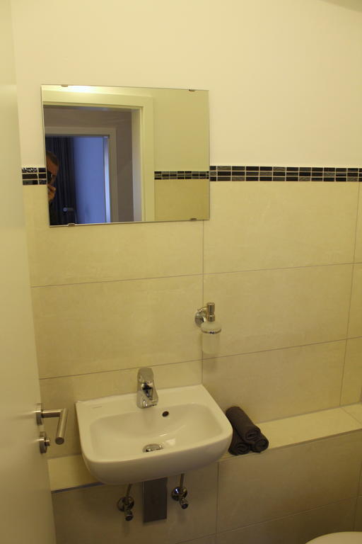 Lit Simple dans Dortoir de 4 Lits