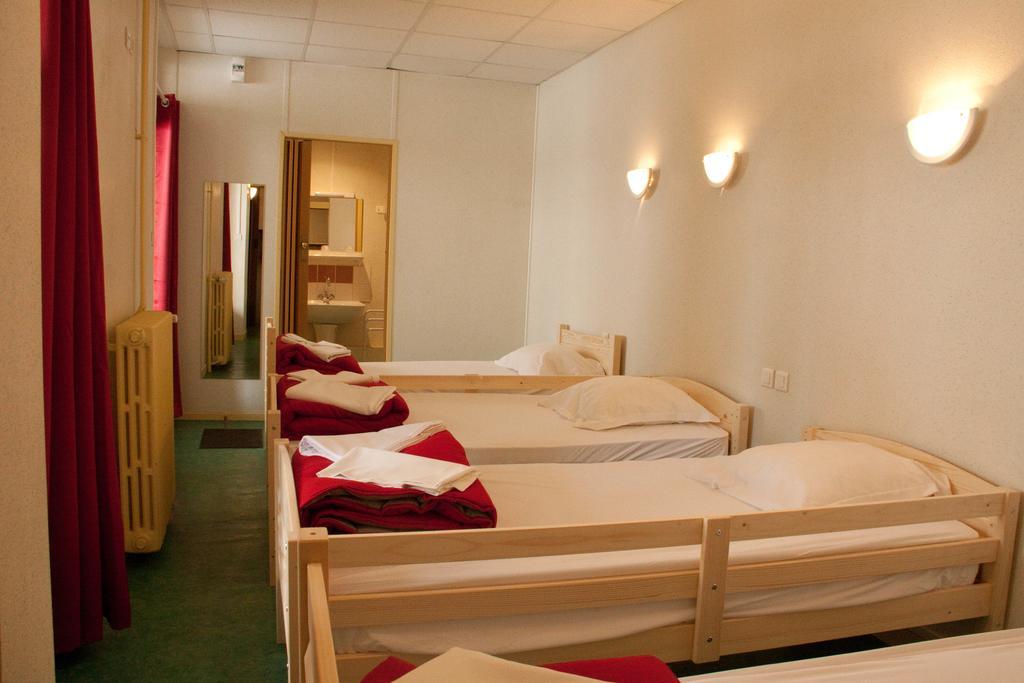 Quadruple Room with Private Bathroom,408979245:JPEG