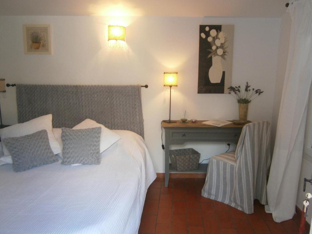 Double Room,56545351:JPEG