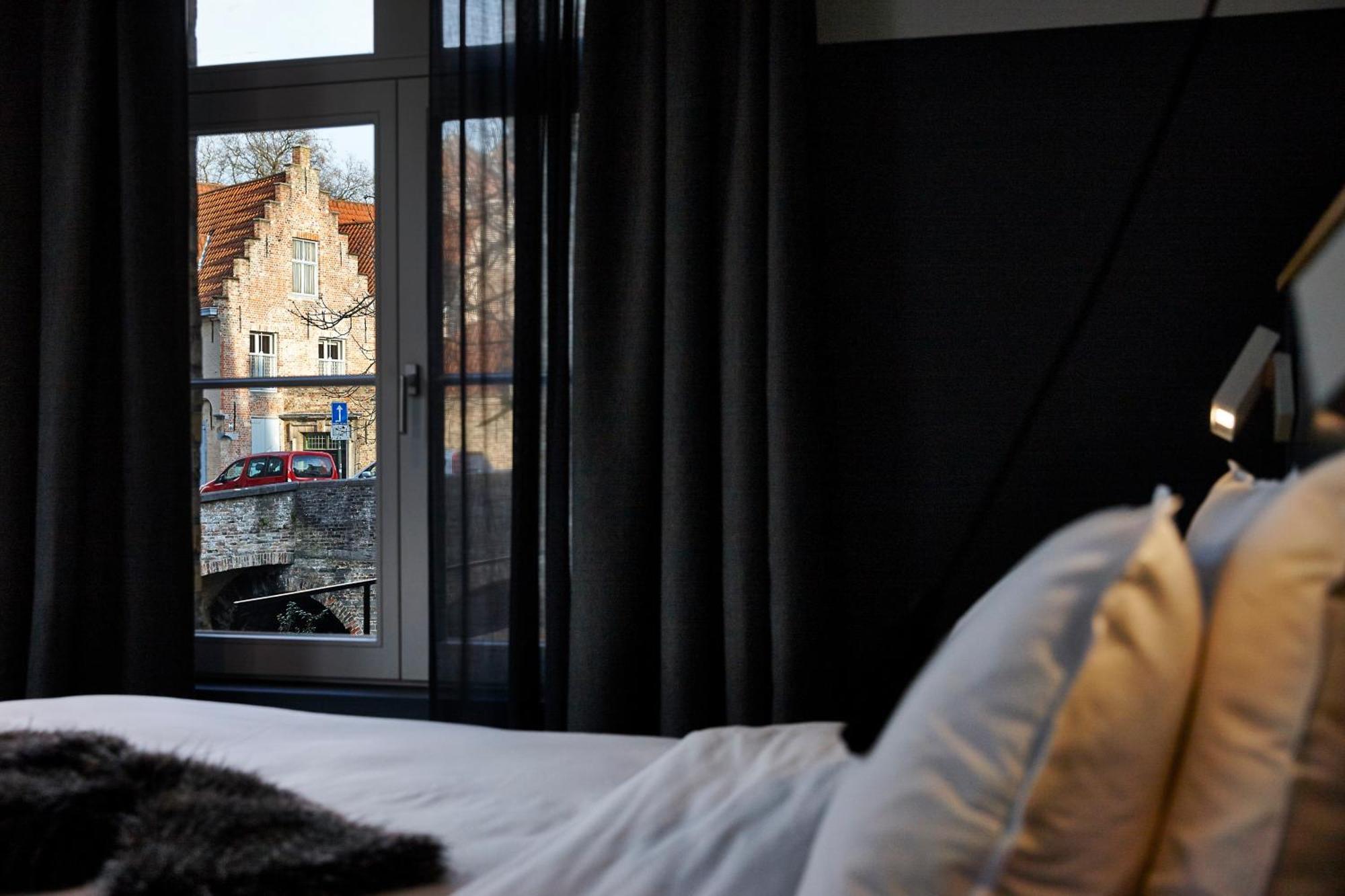Chambre Double Supérieure - Vue sur Canal