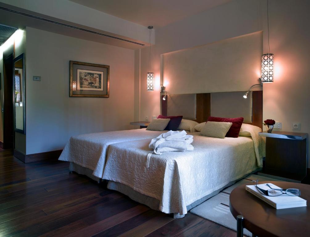 Chambre Double (3 Adultes)