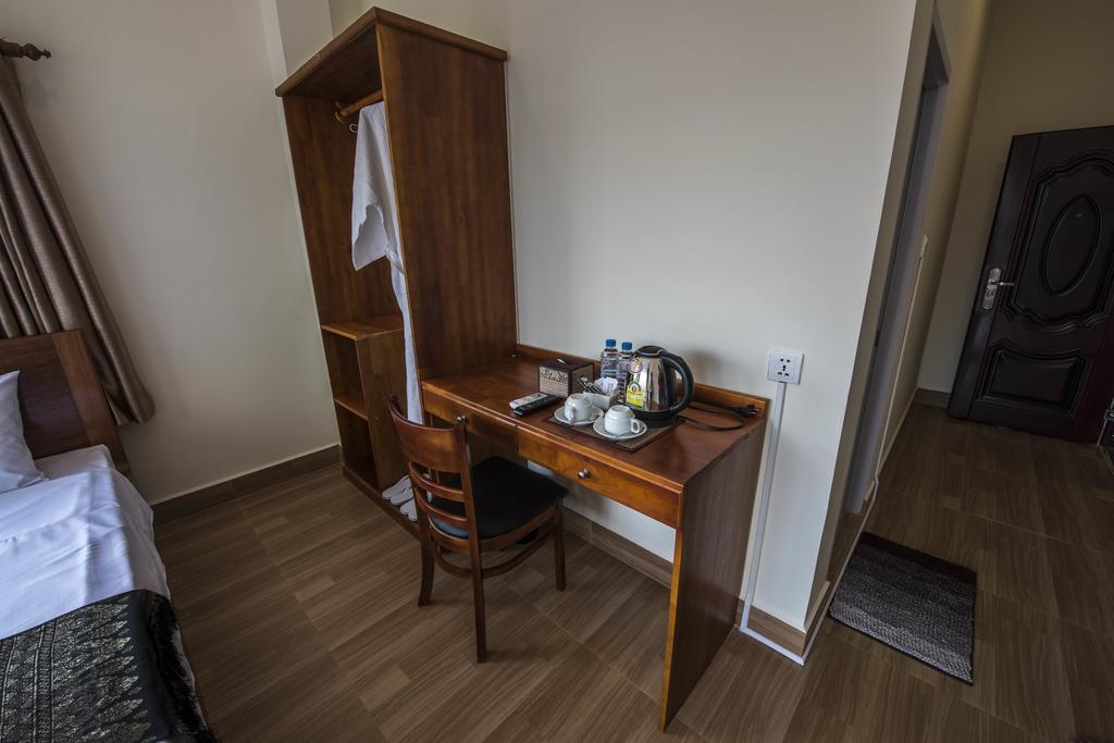 Standard Double Room,435846165:JPEG