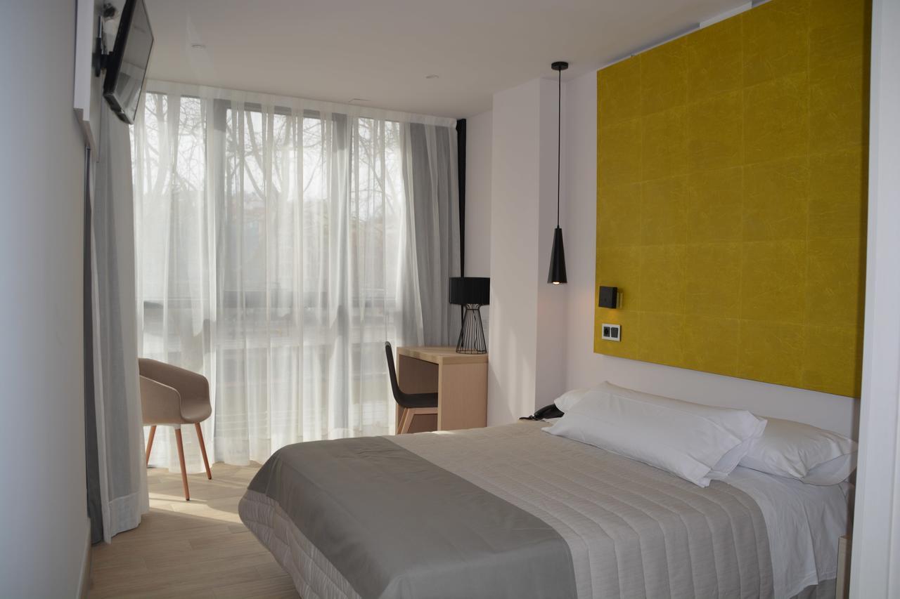 Double or Twin Room with View,535750545:JPEG