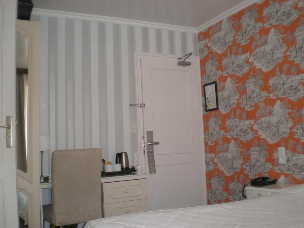 Chambre Lit Queen-Size Classique