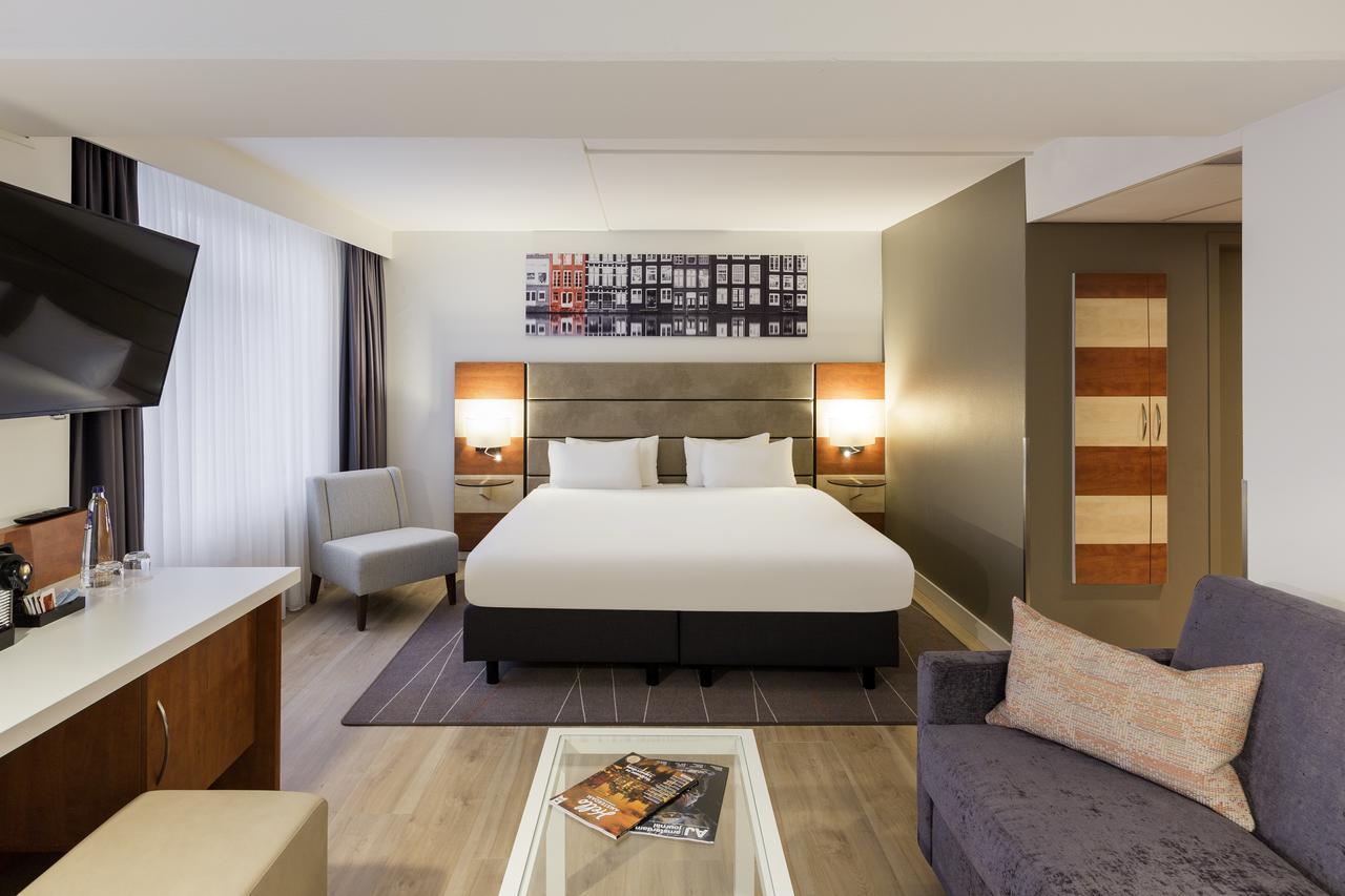Chambre Lit King-Size Supérieure avec Canapé - Non-Fumeurs