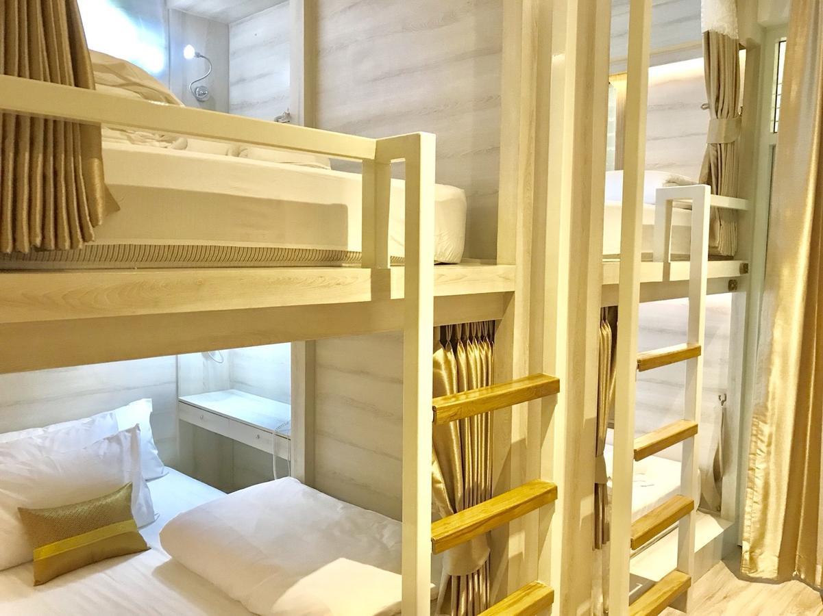 Deluxe Bunk Bed Upper Female Only