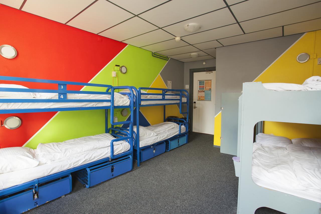 Lit dans un Dortoir Mixte pour 10 Personnes
