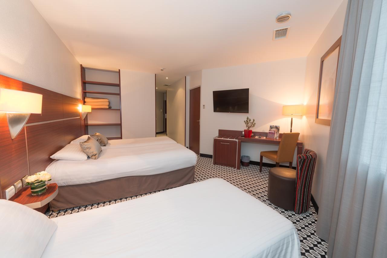 Chambre Triple Supérieure (3 Lits Simples)
