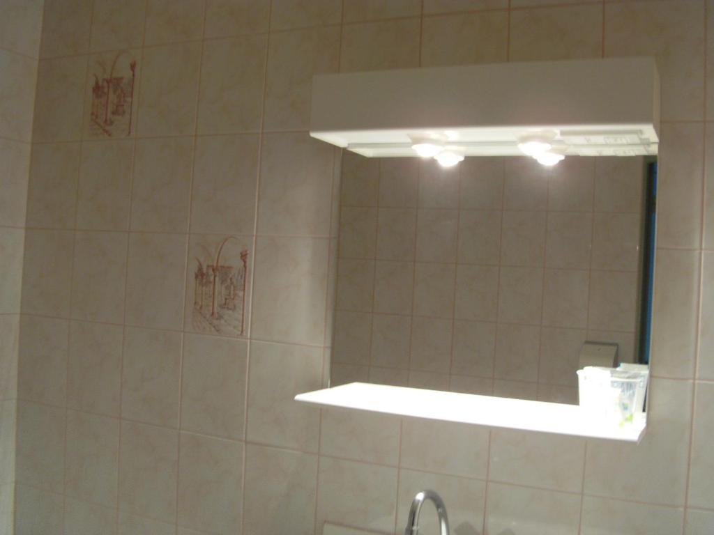 Twin Room,56746615:JPEG