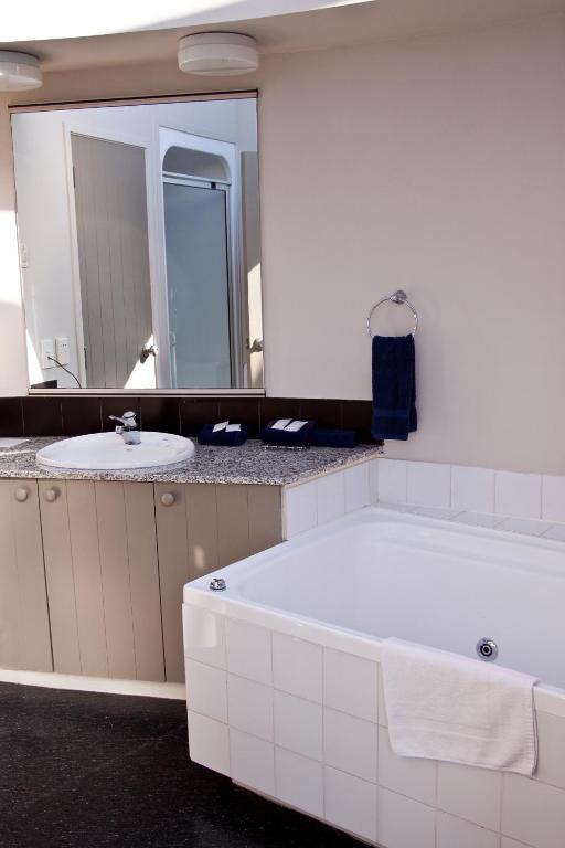 Chambre d'Angle Deluxe Ouest
